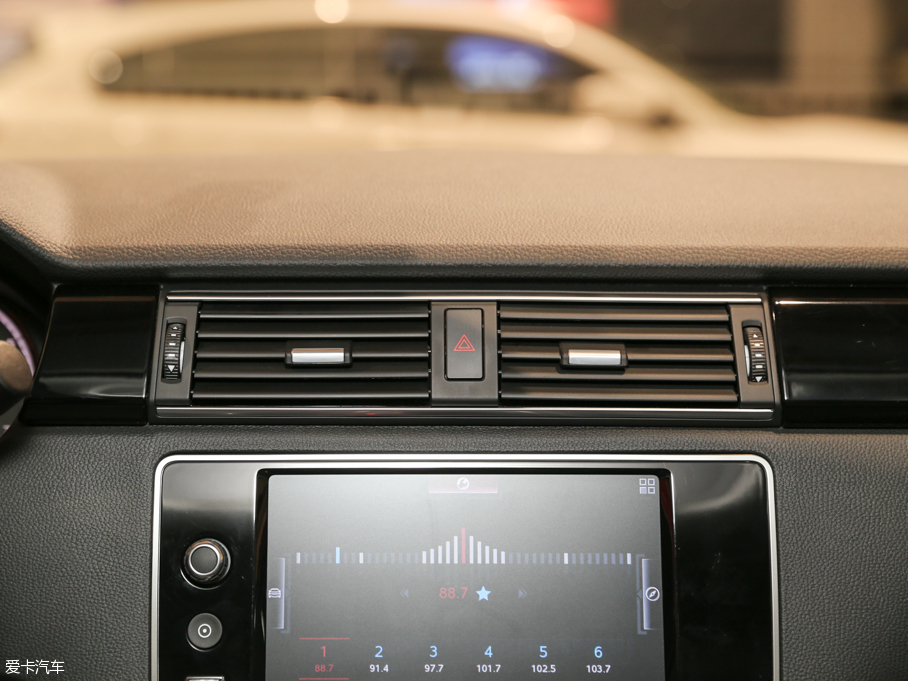 2016���^��3����SUV 1.6T �Ԅ�������