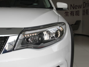 2016款1.6T 自动致悦型 大灯