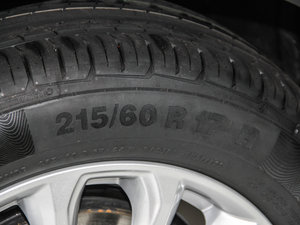 2016款1.6T 自动致悦型 轮胎尺寸