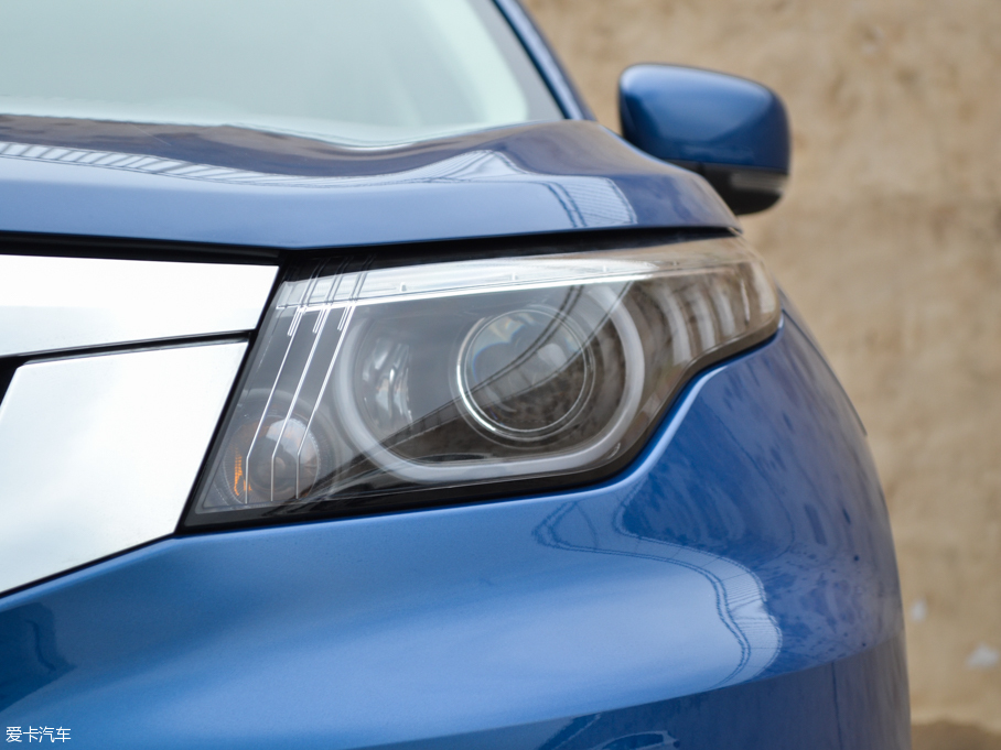 2016^5 SUV 1.6T ԄӺA