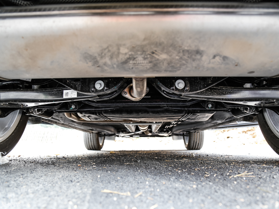 2016^5 SUV 1.6T ԄӺA