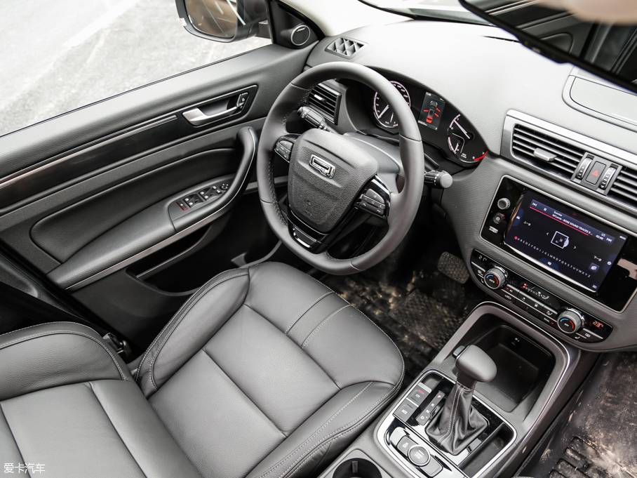 2016^5 SUV 1.6T ԄӺA