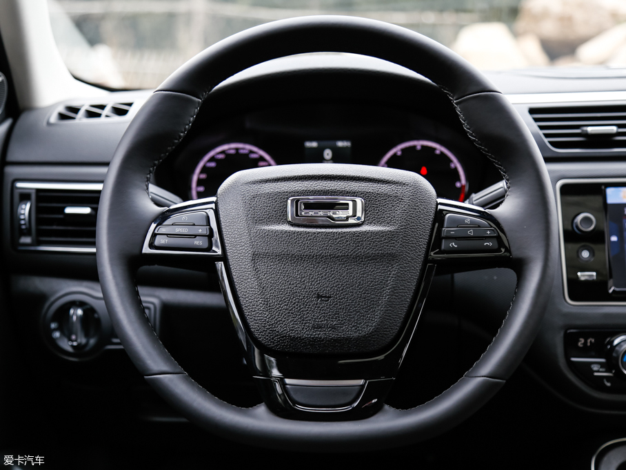 2016^5 SUV 1.6T ԄӺA