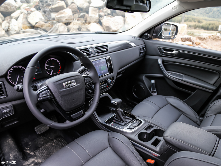 2016^5 SUV 1.6T ԄӺA