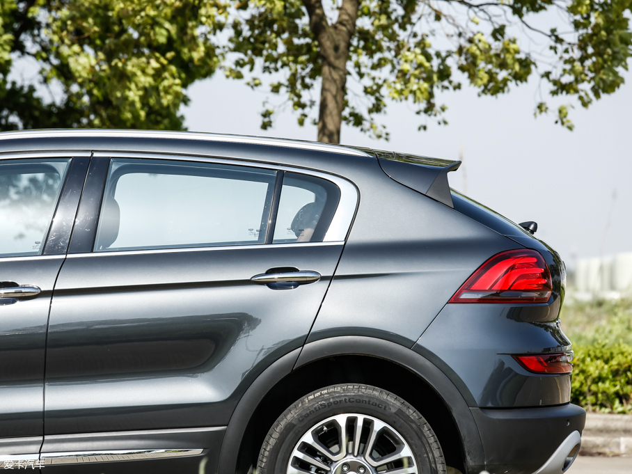 2016^5 SUV 1.6T ԄӺA