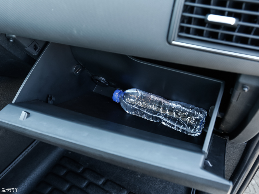 2016^5 SUV 1.6T Ԅ(dng)A