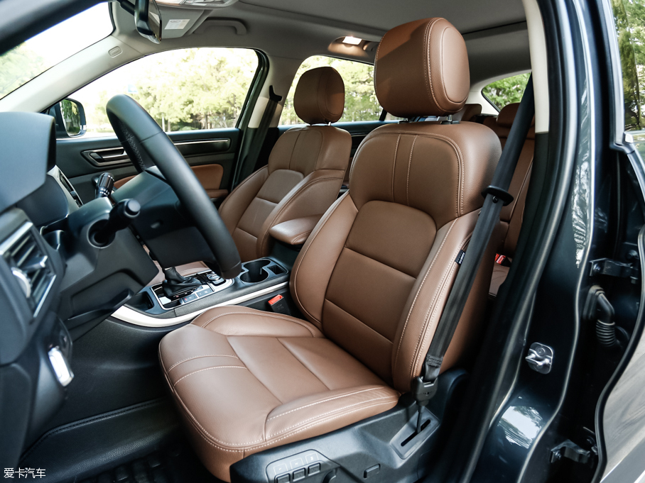 2016^5 SUV 1.6T ԄӺA