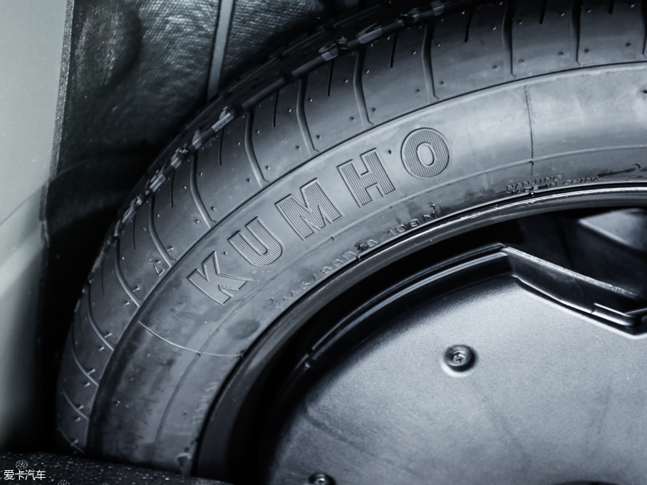 2016^5 SUV 1.6T ԄӺA