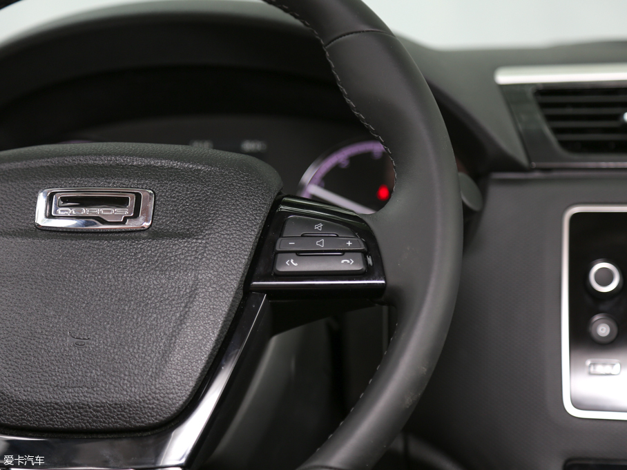 2016^5 SUV 1.6T ԄӺA