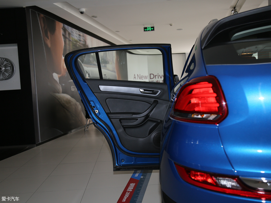 2016^5 SUV 1.6T ԄӾӢ