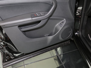 2016款1.6T 手动舒适型 前门储物空间