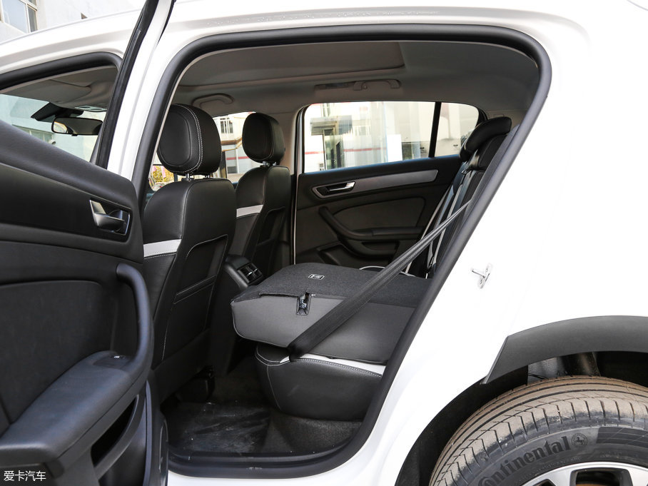 2017^5 SUV 1.6T Ԅ(dng)F