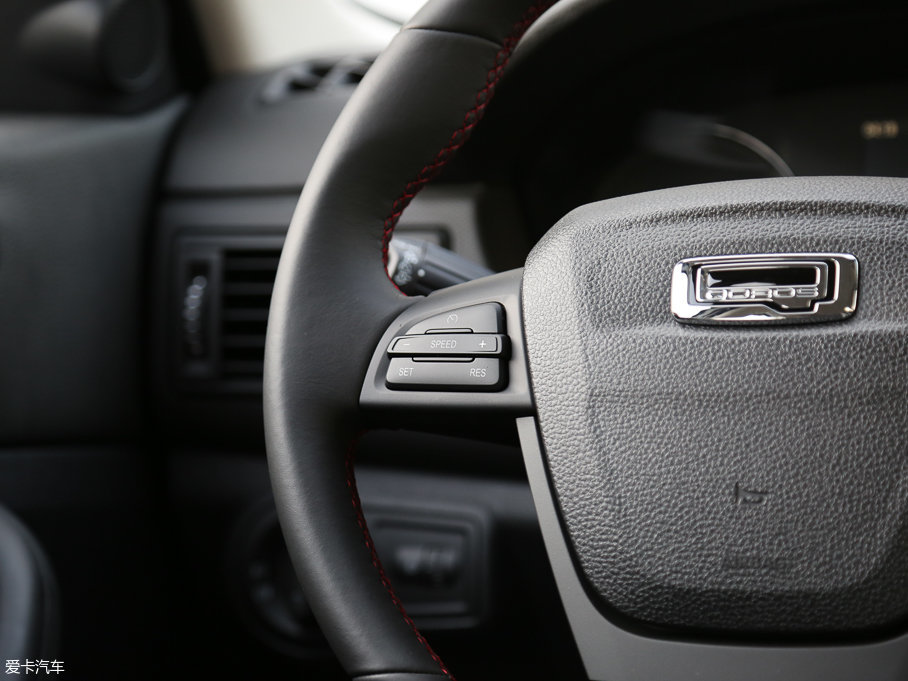 2017^5 SUV 1.6T Ԅ(dng)F