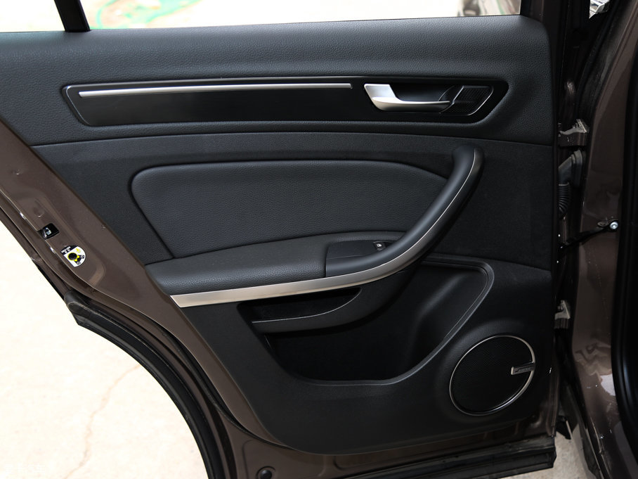 2017^5 SUV 1.6T Ԅ(dng)Ş