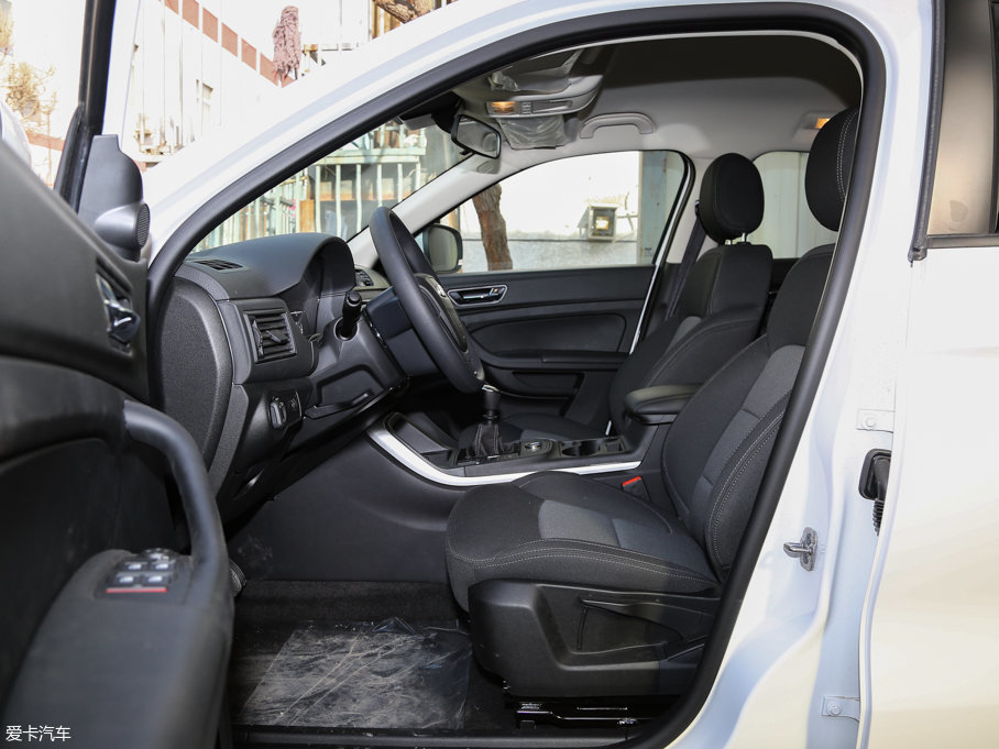 2017^5 SUV 1.6T քMȡ