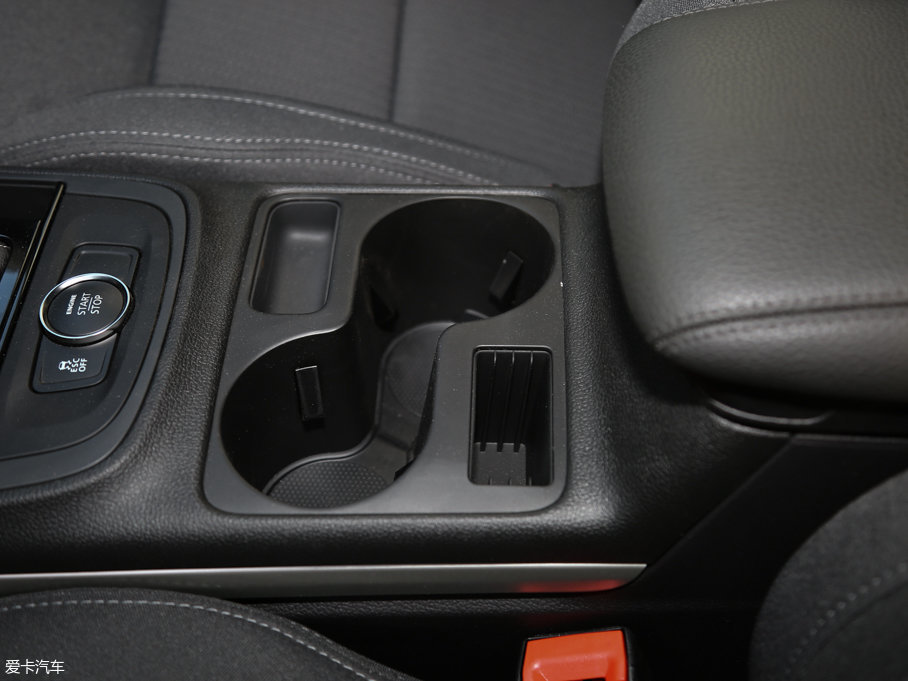 2017^5 SUV 1.6T քMȡ