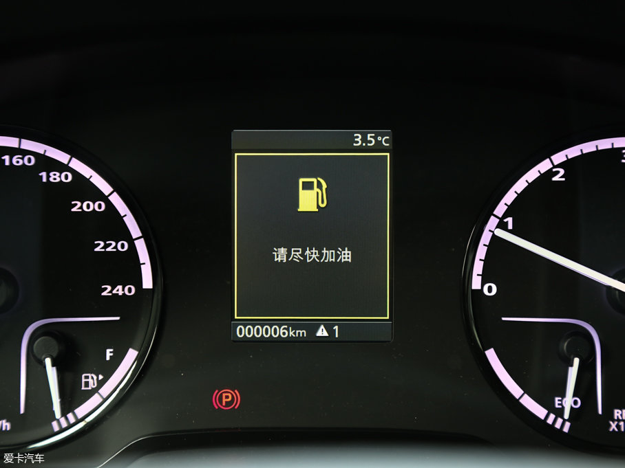 2017^5 SUV 1.6T քMȡ