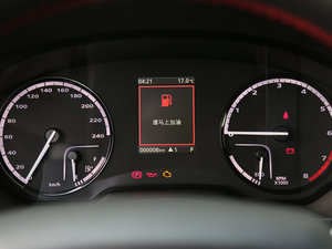 2017款1.6T 自动尊贵型 中控区