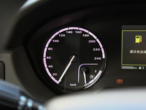 2017款1.6T 手动进取型 中控区