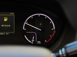 2017款1.6T 手动进取型 中控区
