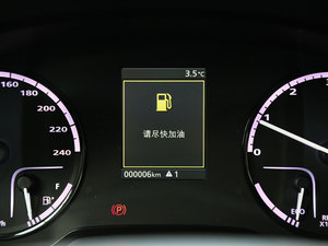 2017款1.6T 手动进取型 中控区