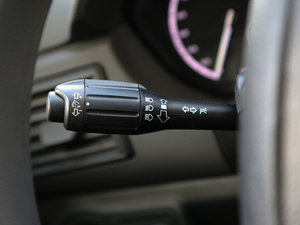 2017款1.6T 手动进取型 中控区