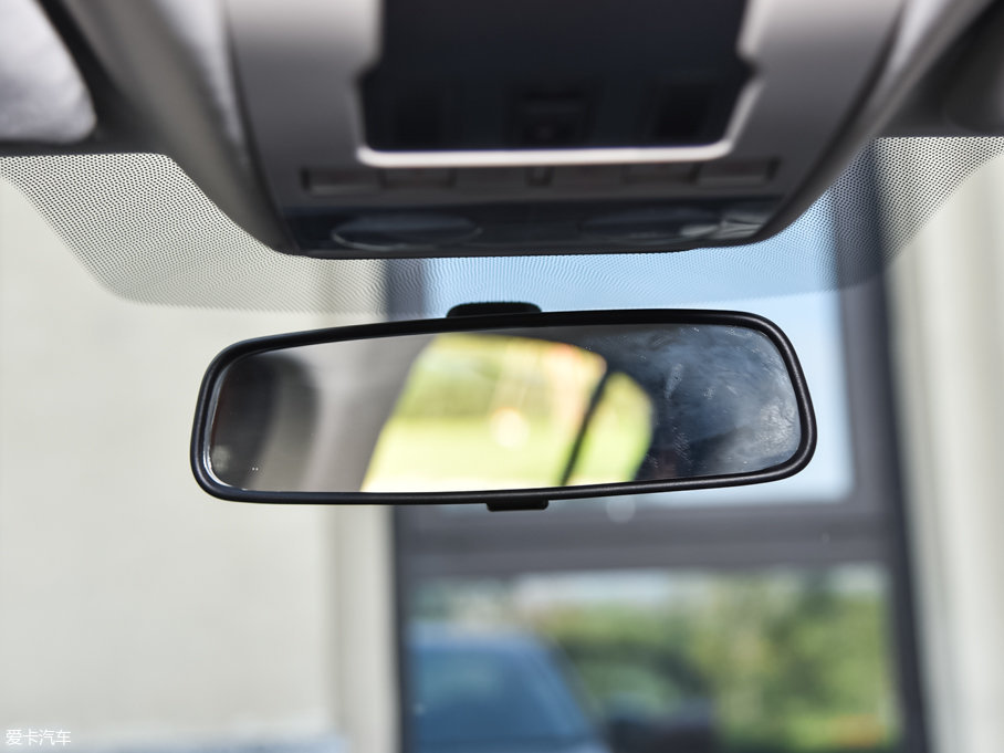 2017^3 GT 1.6T DCT