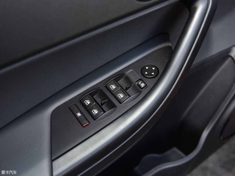 2017^3 GT 1.6T DCT