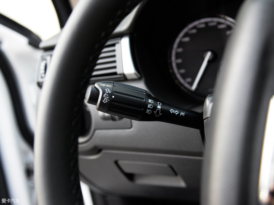 2017^3 GT 1.6T DCT