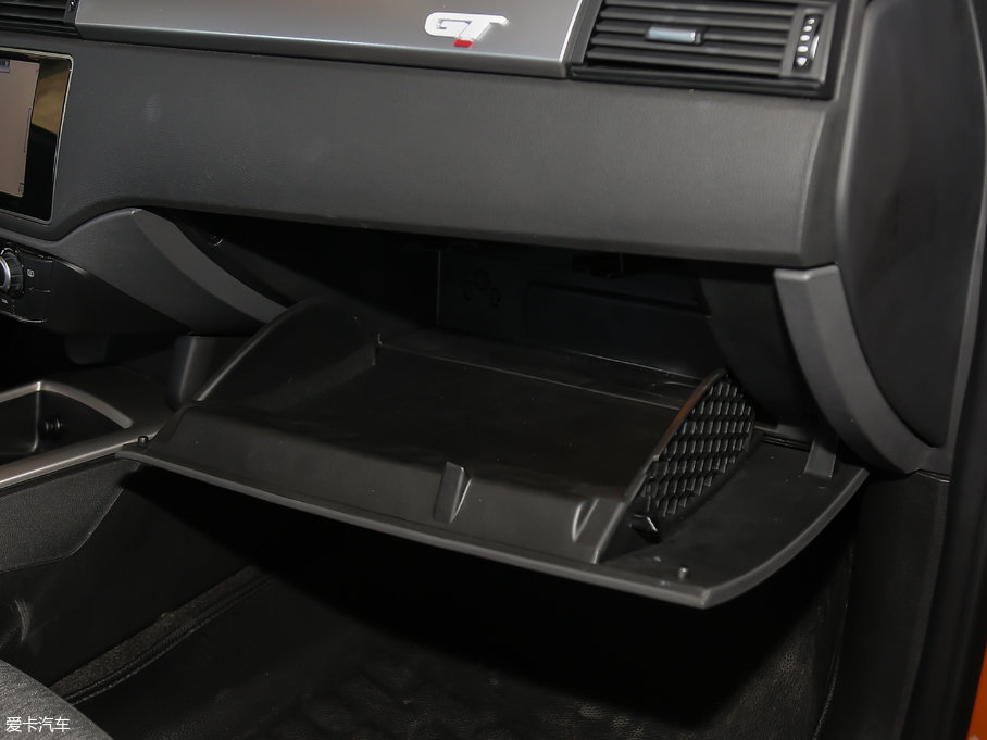 2017^3 GT 1.6T DCT