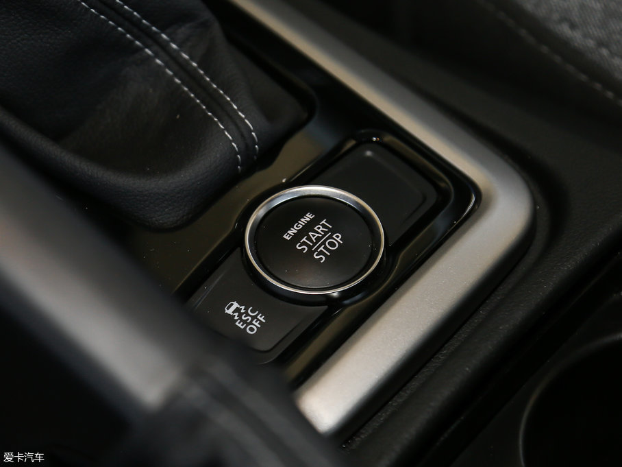 2017^3 GT 1.6T DCT