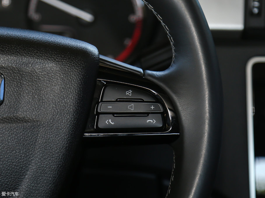 2017^3 GT 1.6T DCT