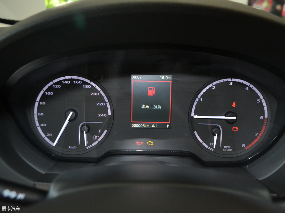 2018^5 SUV 1.6T Ԅ(dng)F