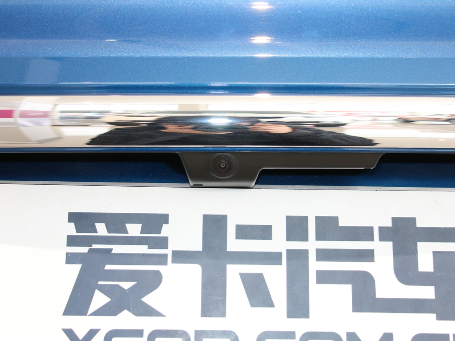 2018^5 SUV 1.6T ԄŞ