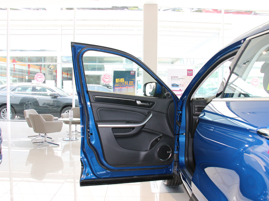 2018^5 SUV 1.6T ԄŞ