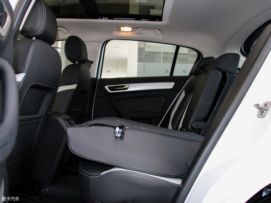 2018^5 SUV 1.6T Ԅ(dng)F