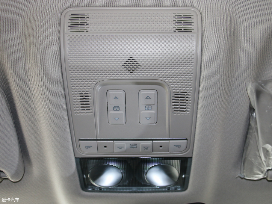 2018^5 SUV 1.6T Ԅ(dng)F