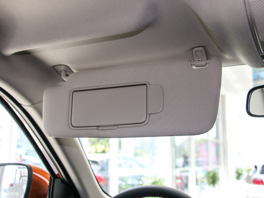 2018^5 SUV 1.6T Ԅ(dng)F