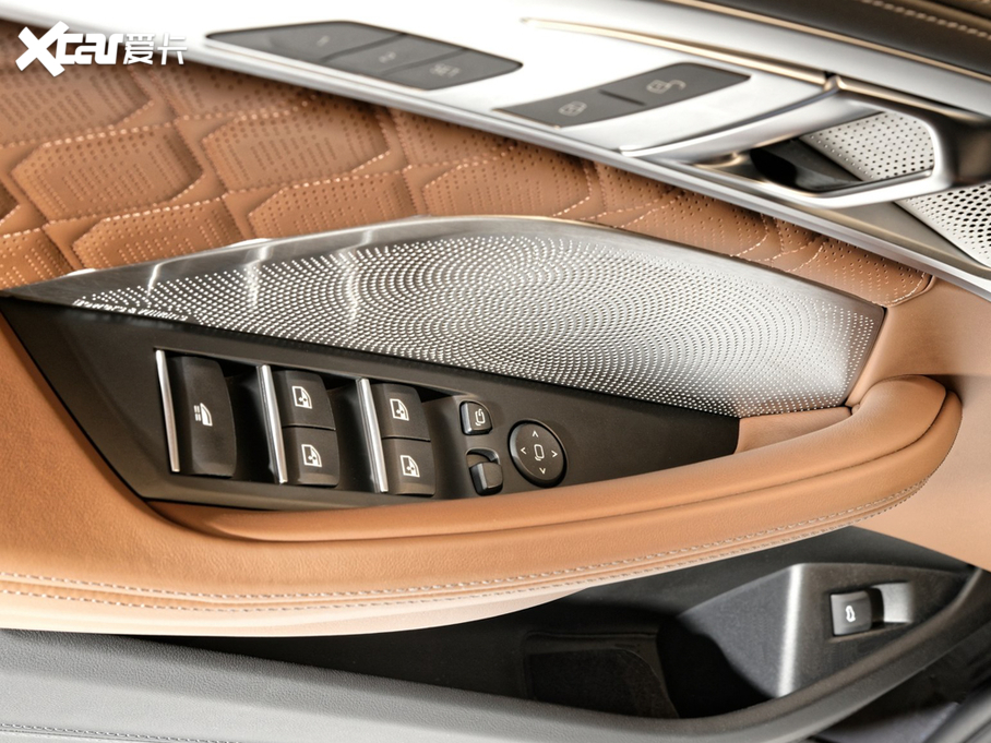 2019RM8 Competition Convertible