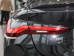 2021M xDrive  (x)(ji)^