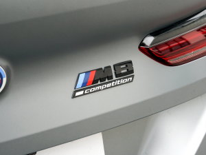 2022款M8 四门轿跑车 雷霆版 细节外观