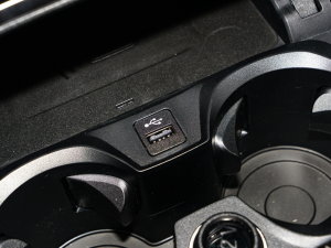 2022M4pTI܇ M xDrive  п؅^