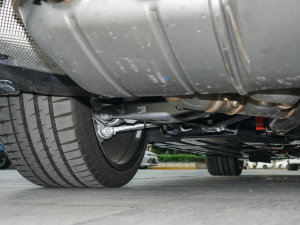 2022M4I܇ M xDrive  ^