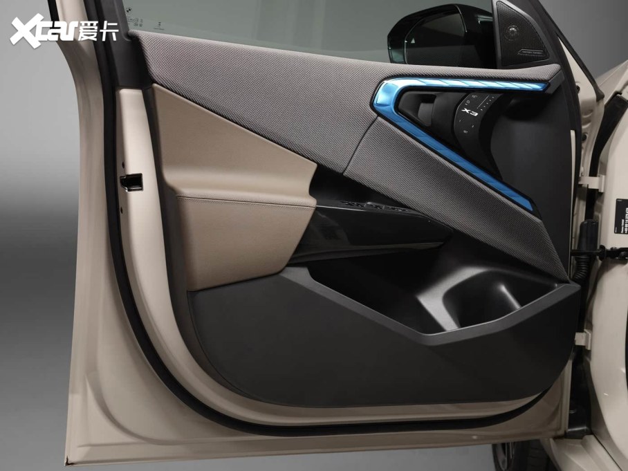 2025RX3 M50 M50 xDrive