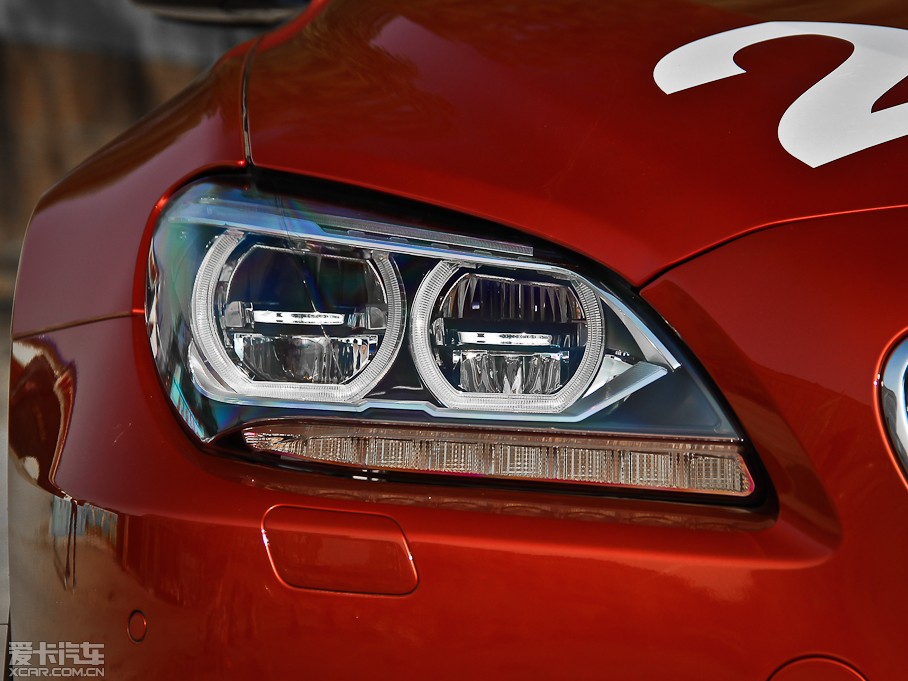 2013��RM6�p�T 4.4T Coupe