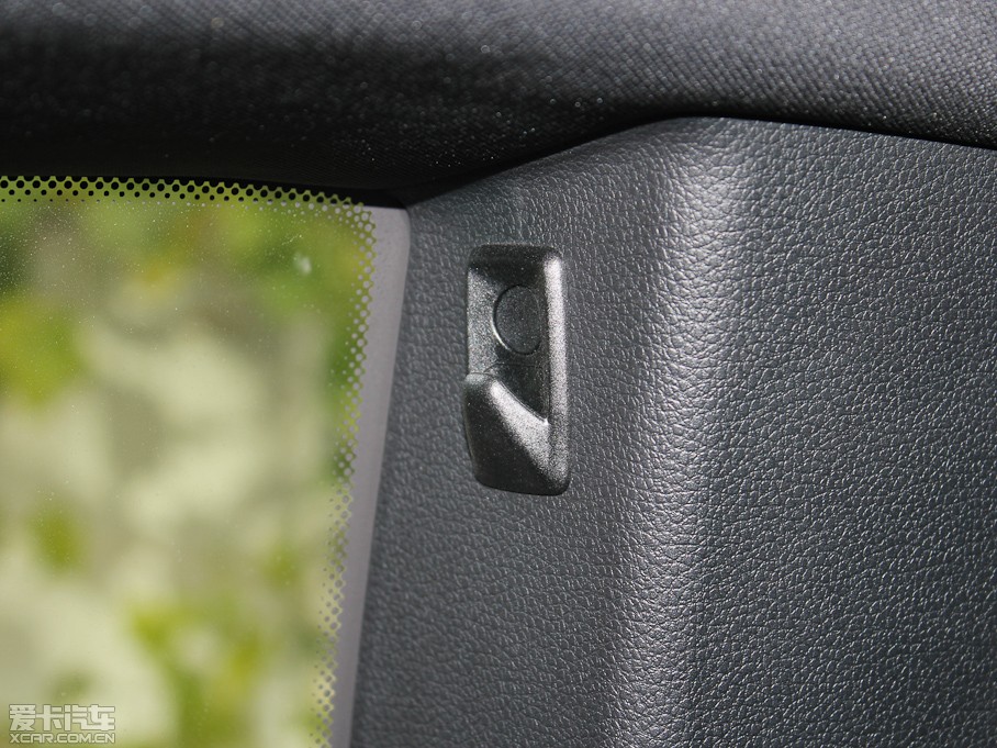 2011R1ϵM 1-Series M Coupe