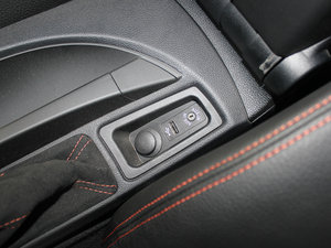 20111-Series M Coupe g