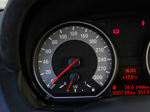 20111-Series M Coupe п؅^