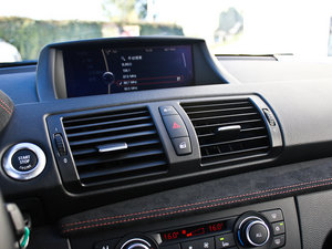 20111-Series M Coupe п؅^