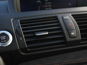 20111-Series M Coupe п؅^